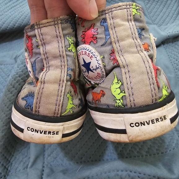 Converse - Picture 2 of 3